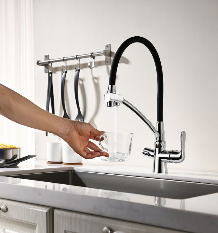 Смеситель для кухни Lemark Comfort LM3070C хром, черный
