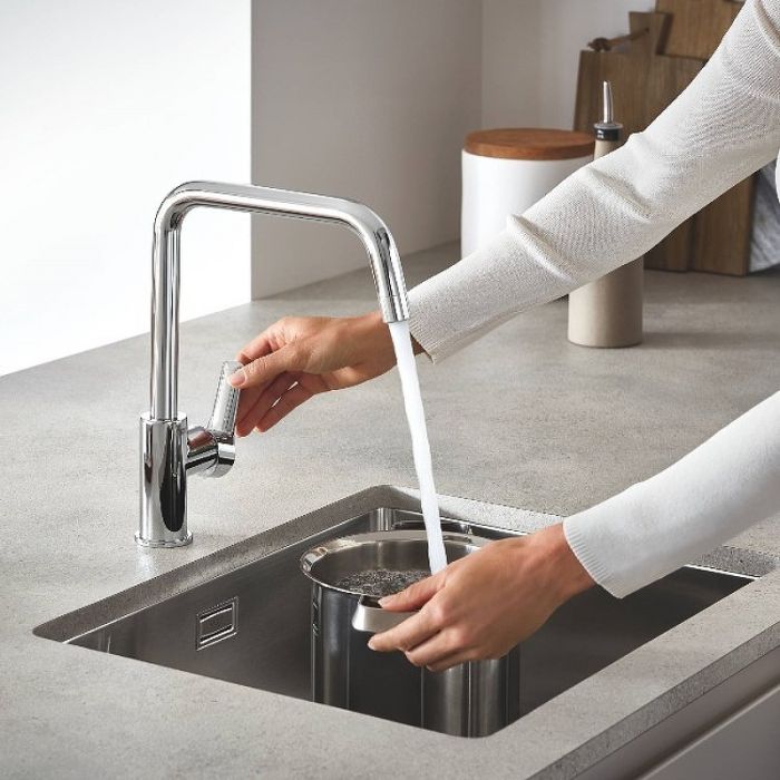 Смеситель для кухни Grohe Eurosmart 30567000 хром